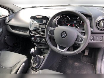Used Renault Clio 2019 for sale - 78871785: Photo