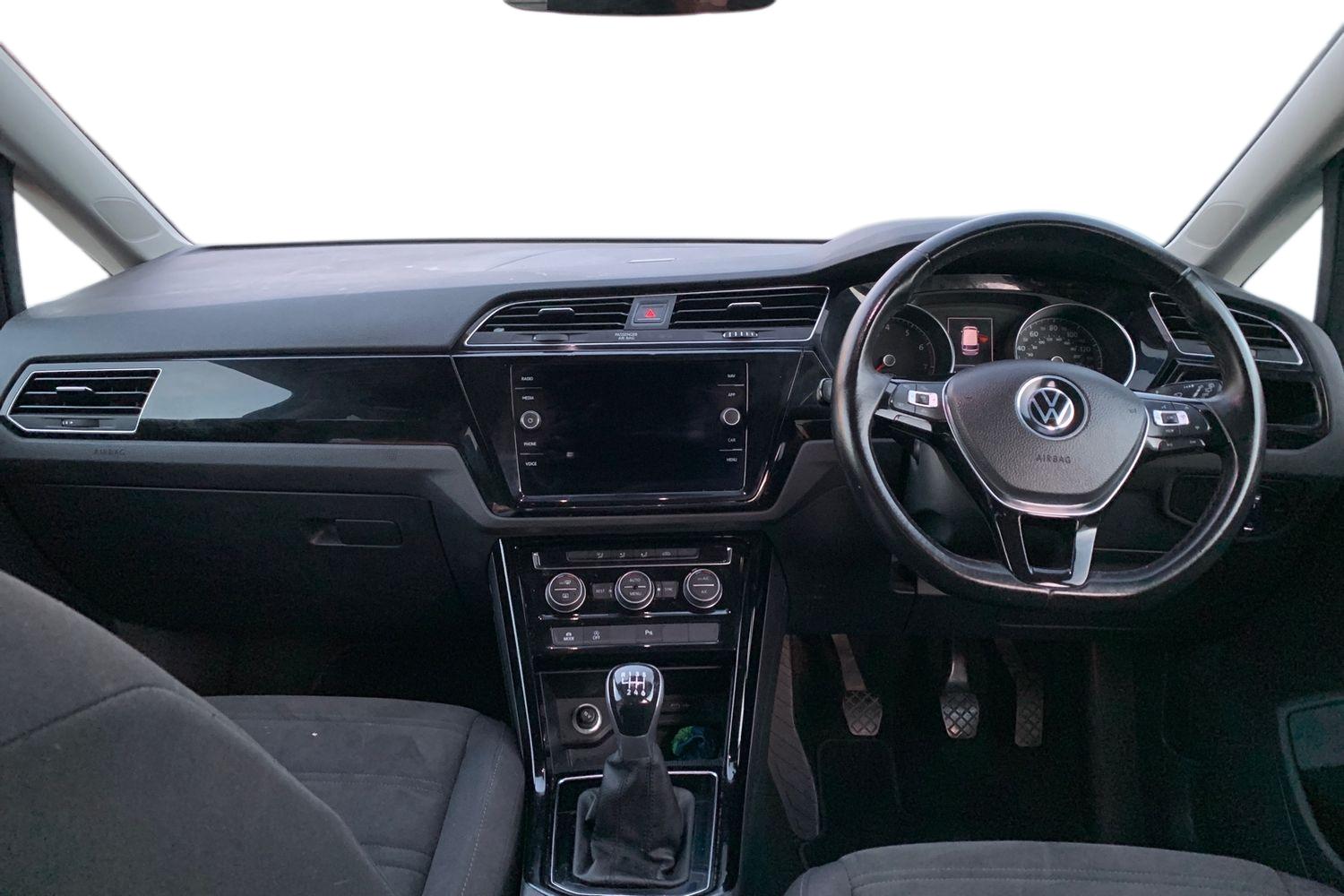 Used Volkswagen Touran 2020 for sale - 76828064: Photo 3