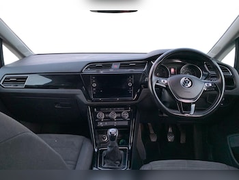 Used Volkswagen Touran 2020 for sale - 76828064: Photo