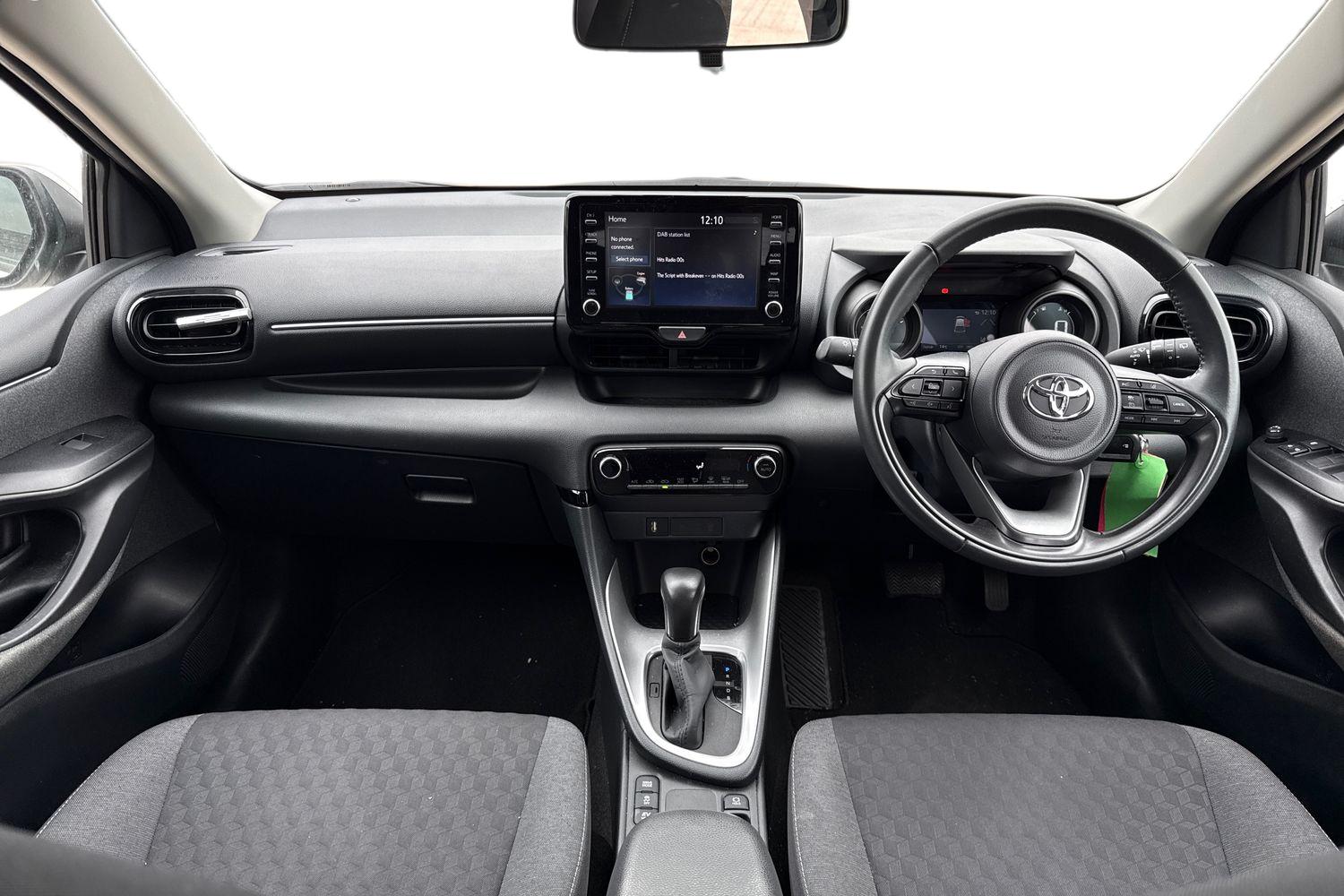 Used Toyota Yaris 2021 for sale - 76267900: Photo 3