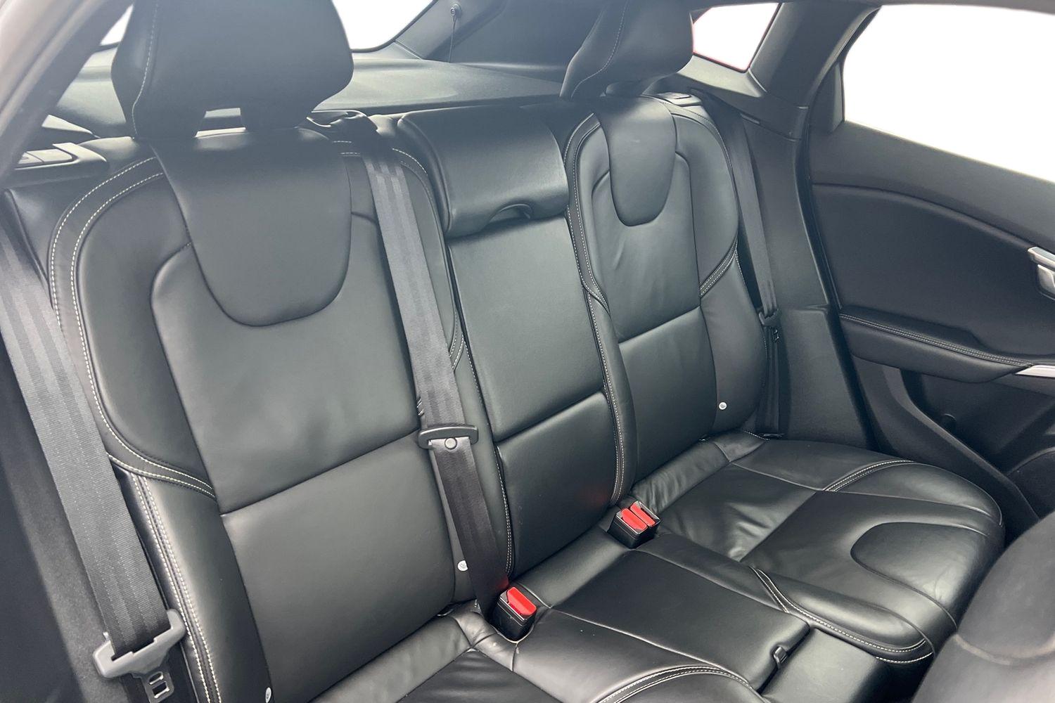 Used Volvo V40 2017 for sale - 78121054: Photo 19