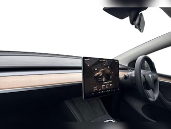 Used Tesla Model Y 2024 for sale - 77514924: Photo