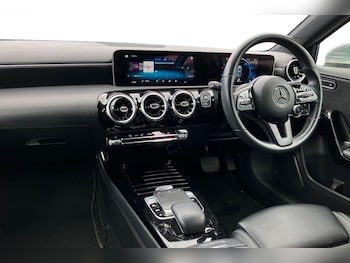 Used Mercedes-Benz A-Class 2019 for sale - 79190632: Photo