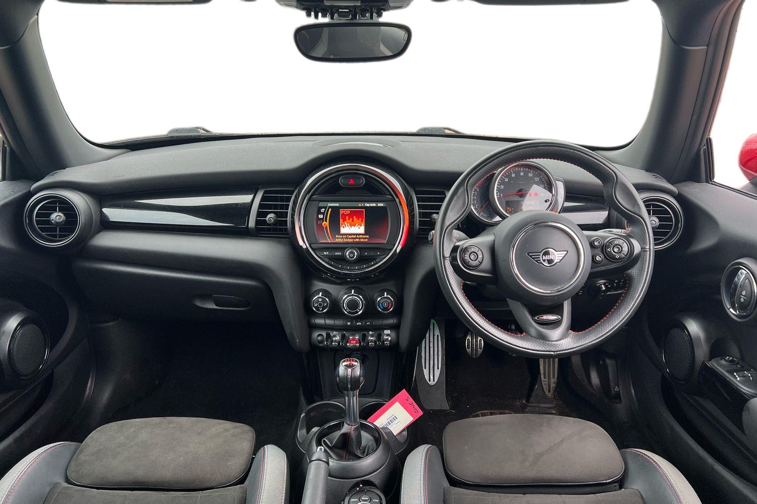 Used MINI Hatch 2020 for sale - 76182079: Photo 3