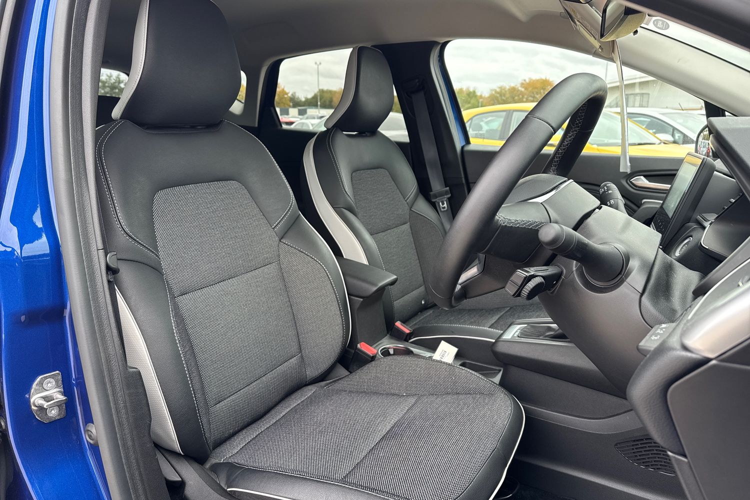 Used Renault Captur 2023 for sale - 76267947: Photo 14