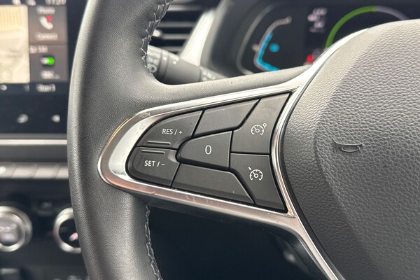 Used Renault Captur 2023 for sale - 76267947: Photo 9