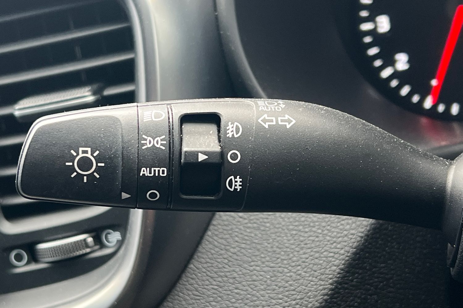 Used Kia Sorento 2018 for sale - 76732512: Photo 12