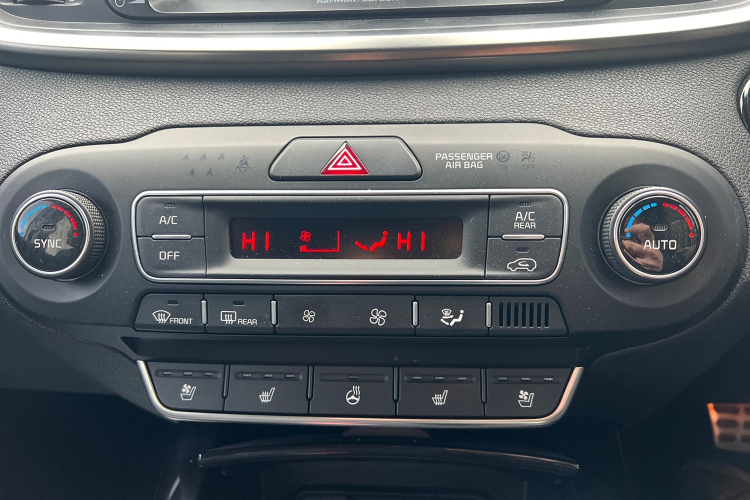 Used Kia Sorento 2018 for sale - 76732512: Photo 8