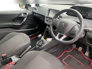 Used Peugeot 208 2017 for sale - 78359703: Photo