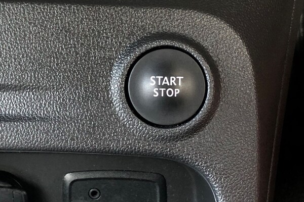 Used Renault Captur 2018 for sale - 76077360: Photo 9