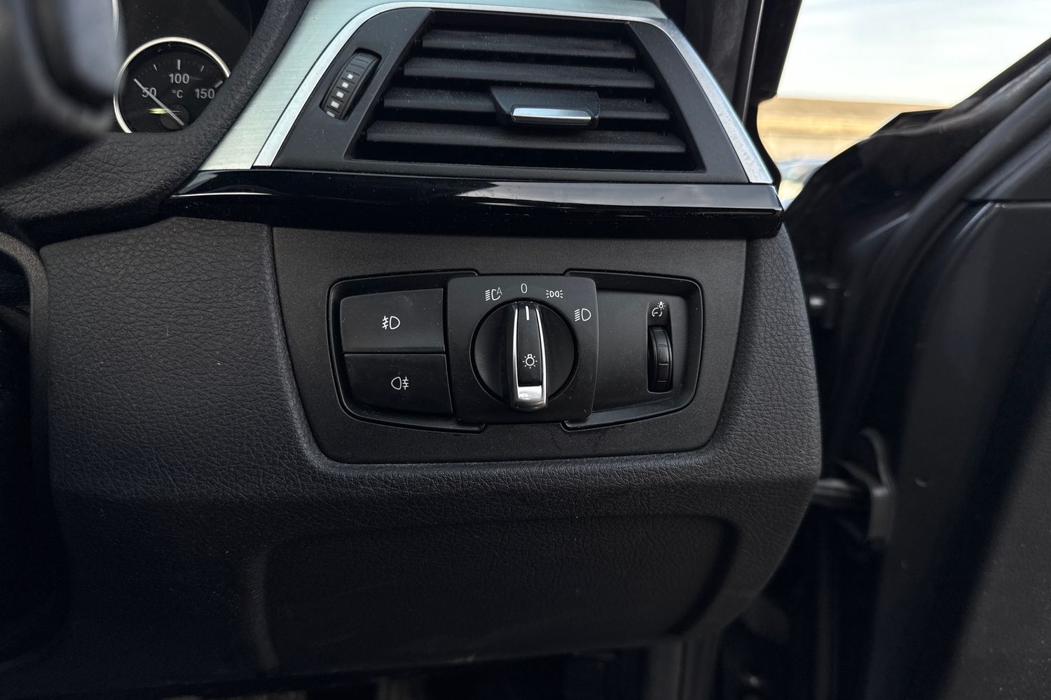 Used BMW 3 Series 2016 for sale - 76481074: Photo 13