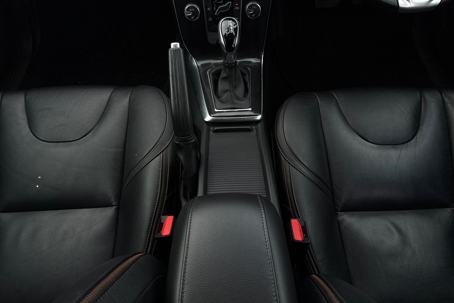 Used Volvo V40 2019 for sale - 76416798: Photo 9