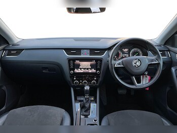 Used Skoda Octavia 2019 for sale - 77527698: Photo