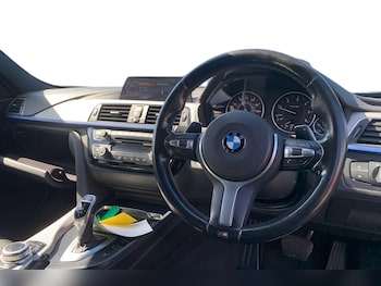 Used BMW 3 Series 2018 for sale - 78961234: Photo