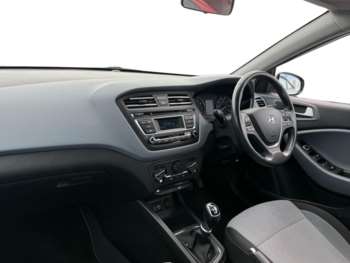 Used Hyundai i20 2016 for sale - 74841518: Photo