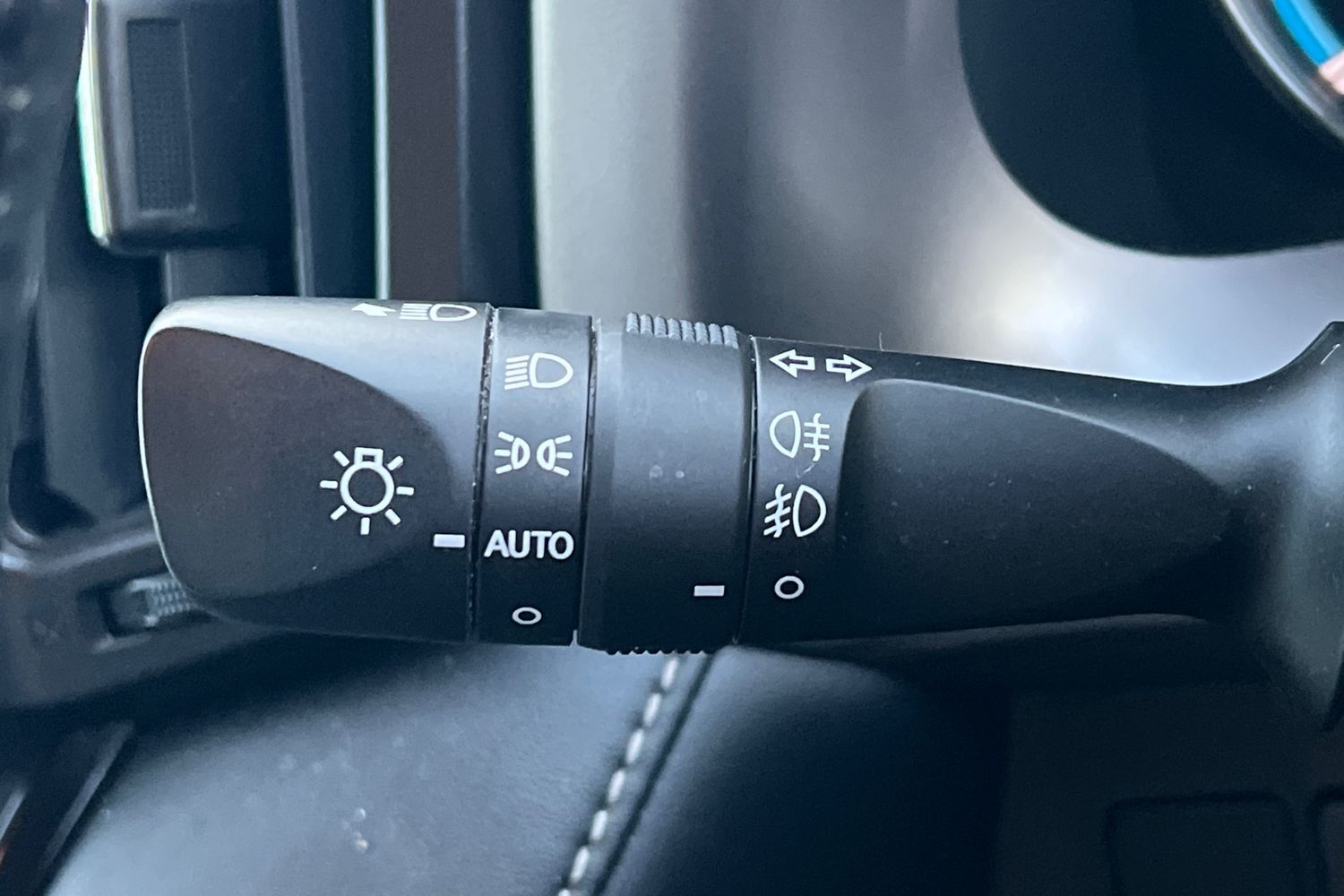 Used Toyota RAV4 2018 for sale - 77805265: Photo 13