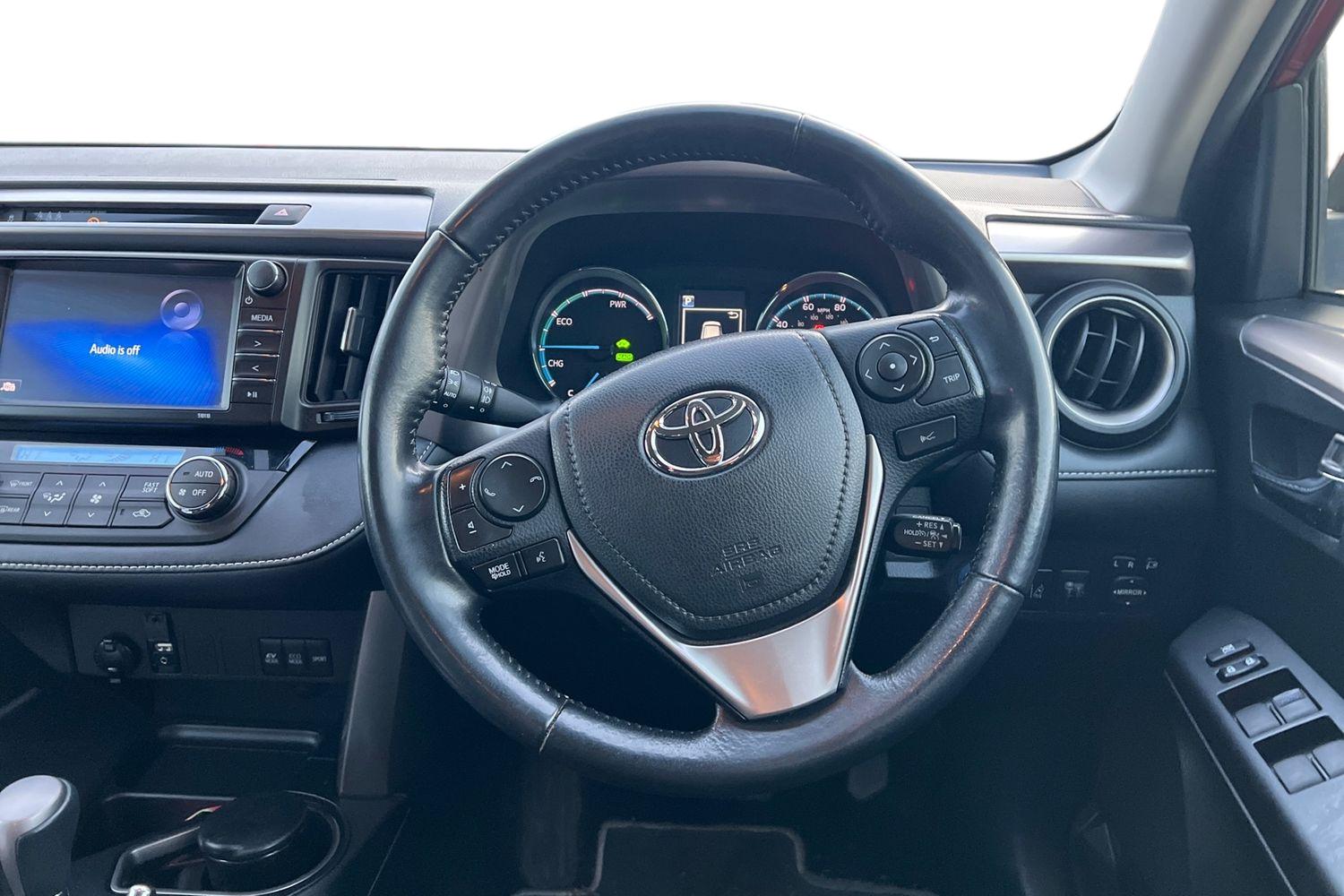 Used Toyota RAV4 2018 for sale - 77805265: Photo 5