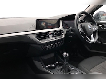 Used BMW 1 Series 2023 for sale - 77661542: Photo