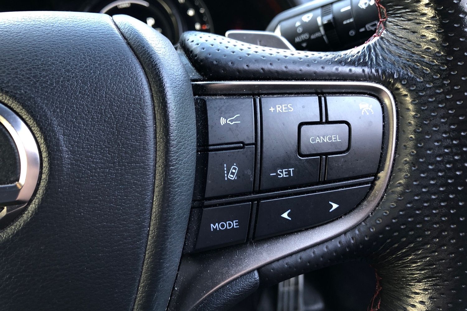 Used Lexus UX 2020 for sale - 77654222: Photo 8