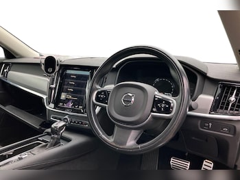 Used Volvo S90 2017 for sale - 78871766: Photo