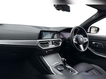 Used BMW 3 Series 2021 for sale - 75504332: Photo
