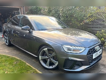 Used Audi A4 2020 for sale - 76929256: Photo