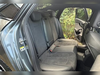 Used Audi A4 2020 for sale - 76929256: Photo