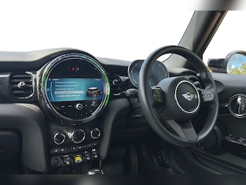 Used MINI Hatch 2023 for sale - 79418820: Photo