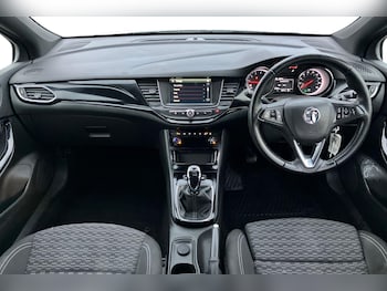 Used Vauxhall Astra 2019 for sale - 76985397: Photo