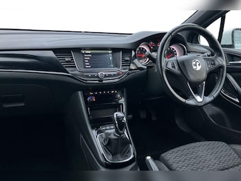 Used Vauxhall Astra 2019 for sale - 76985397: Photo