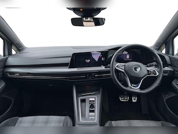 Used Volkswagen Golf 2020 for sale - 78739402: Photo
