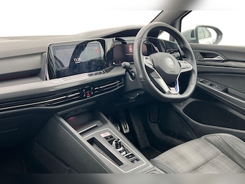 Used Volkswagen Golf 2020 for sale - 78739402: Photo