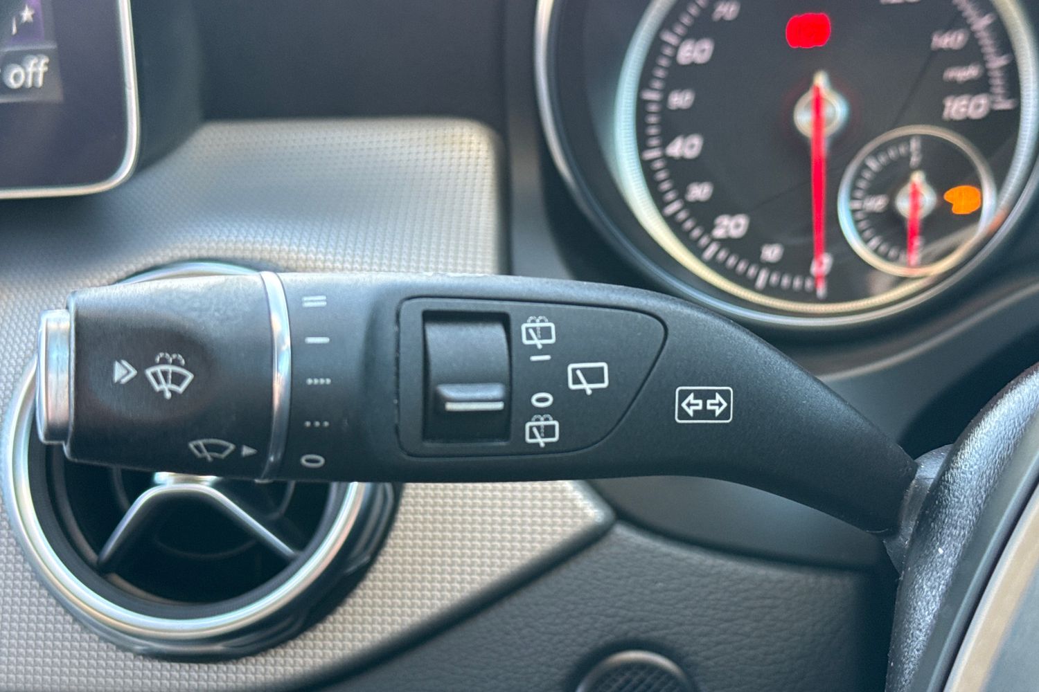 Used Mercedes-Benz GLA 2019 for sale - 77642045: Photo 12