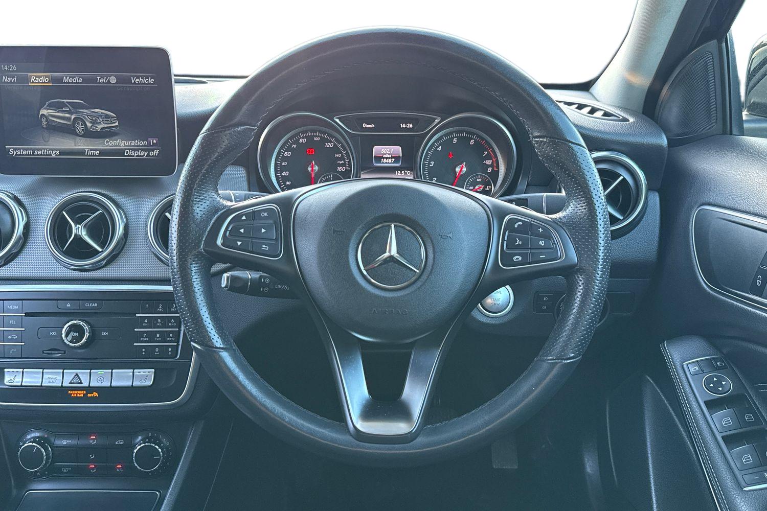 Used Mercedes-Benz GLA 2019 for sale - 77642045: Photo 5