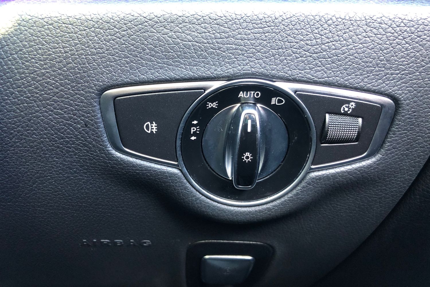 Used Mercedes-Benz E Class 2018 for sale - 76368654: Photo 11