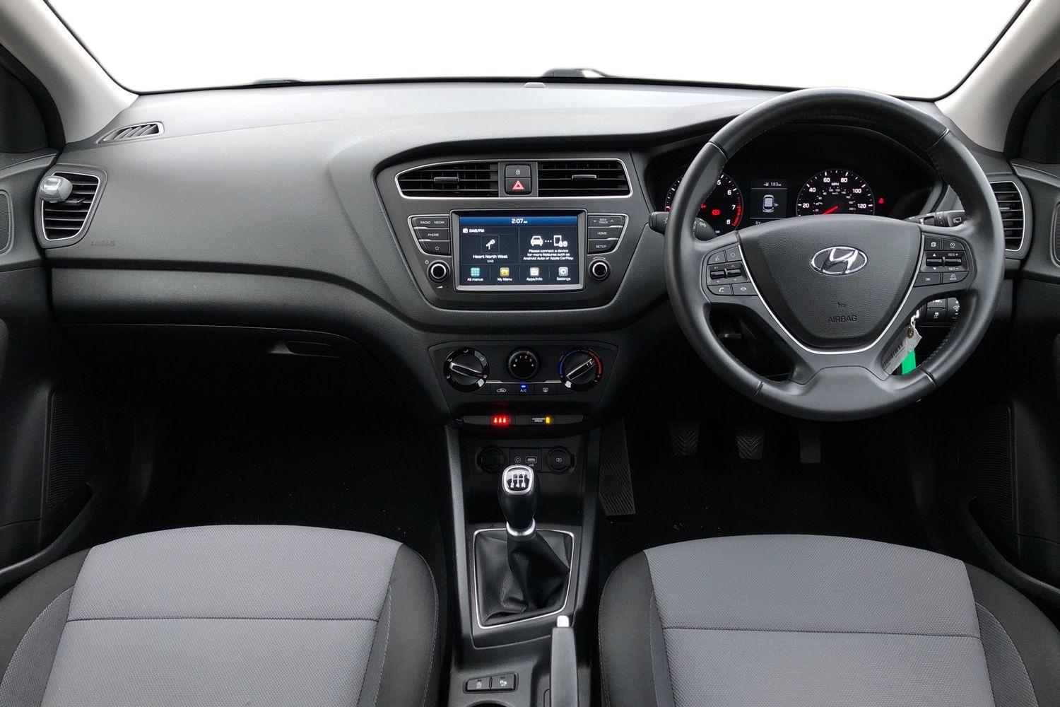 Used Hyundai i20 2019 for sale - 77249669: Photo 3