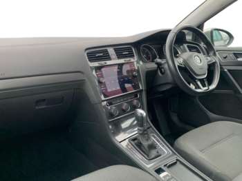 Used Volkswagen Golf 2019 for sale - 74328490: Photo