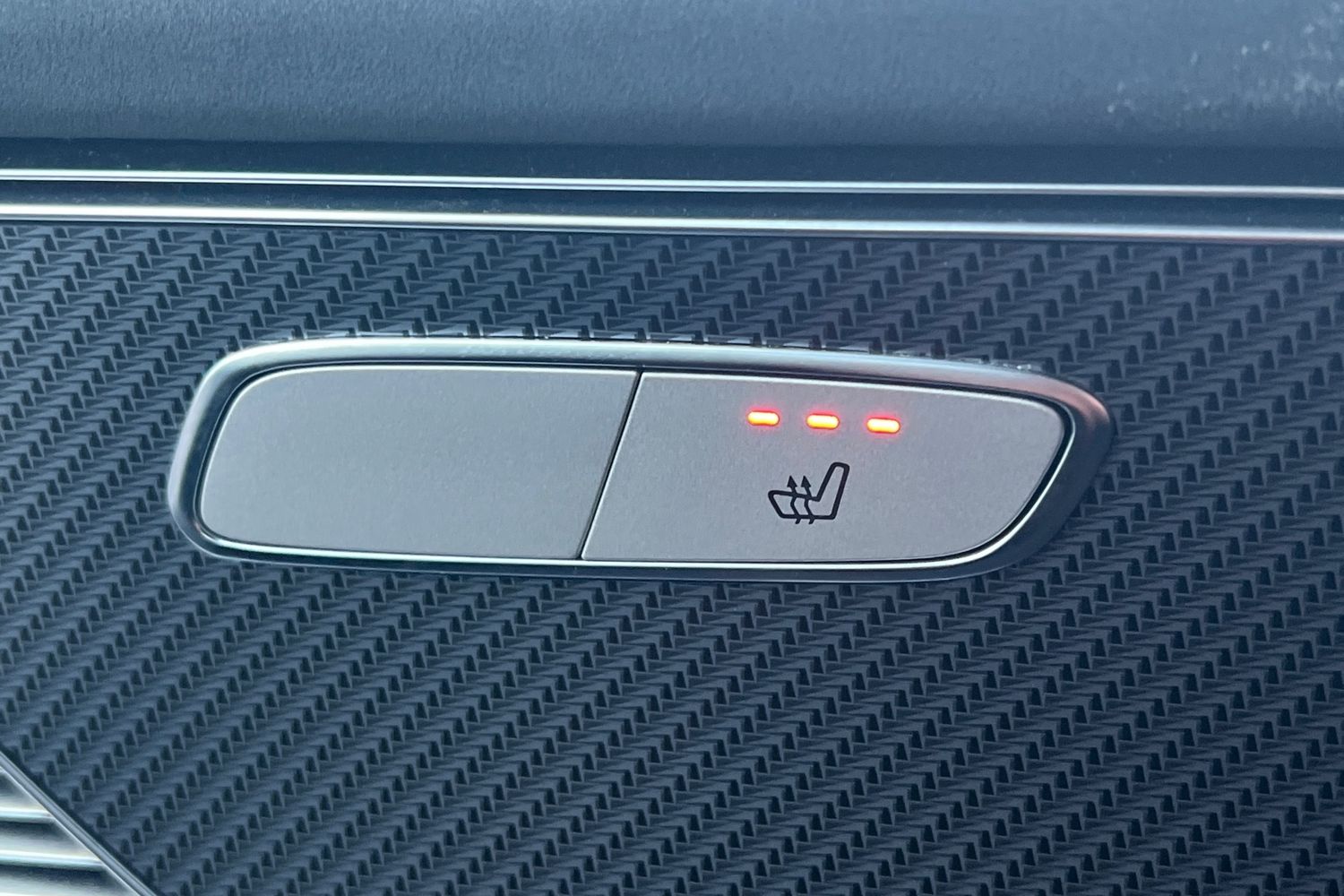 Used Mercedes-Benz EQC 2021 for sale - 77649437: Photo 18