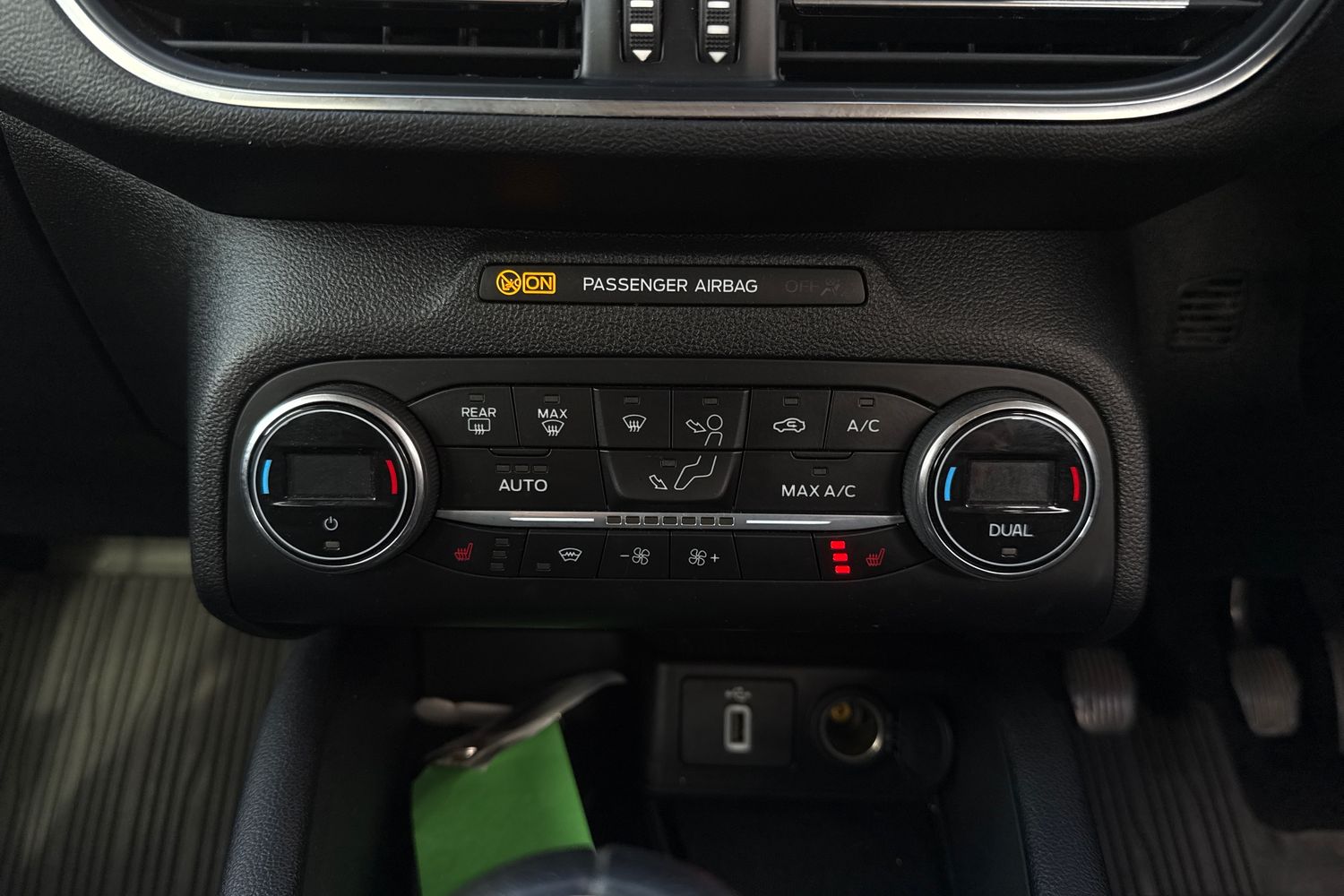 Used Ford Focus 2020 for sale - 76353146: Photo 7