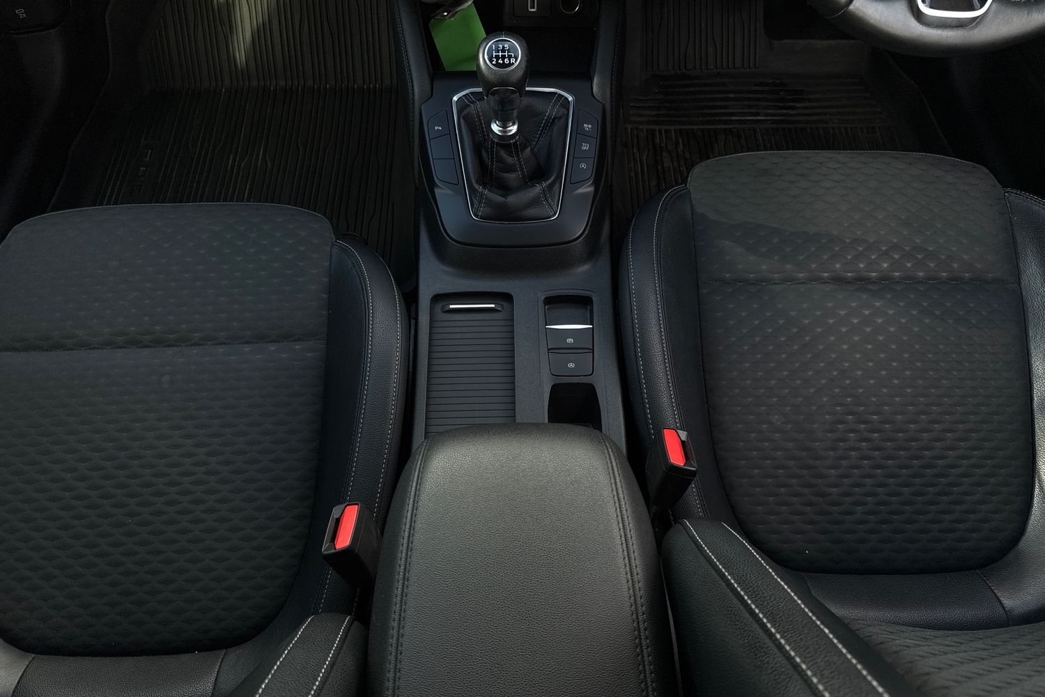 Used Ford Focus 2020 for sale - 76353146: Photo 9