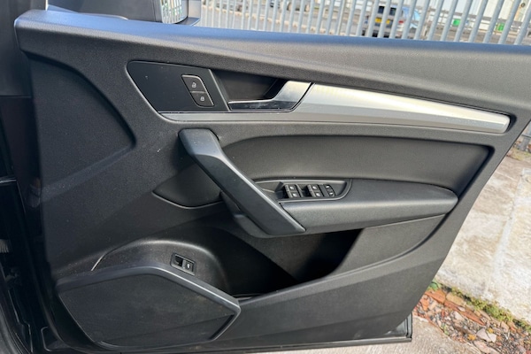 Used Audi Q5 2020 for sale - 75546077: Photo 12
