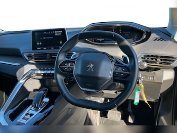 Used Peugeot 5008 2020 for sale - 78541630: Photo