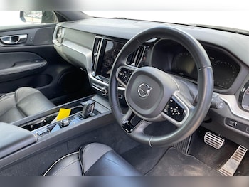 Used Volvo V60 2022 for sale - 78341390: Photo