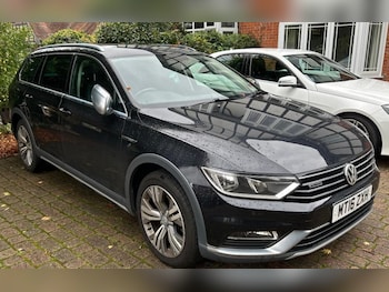 Used Volkswagen Passat 2016 for sale - 76503004: Photo