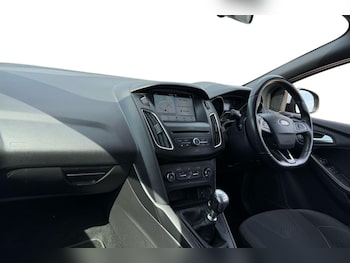Used Ford Focus 2017 for sale - 75517295: Photo