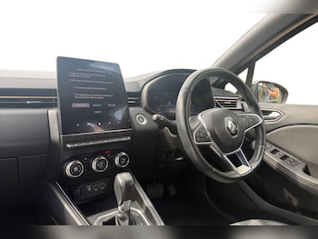 Used Renault Clio 2022 for sale - 79514697: Photo