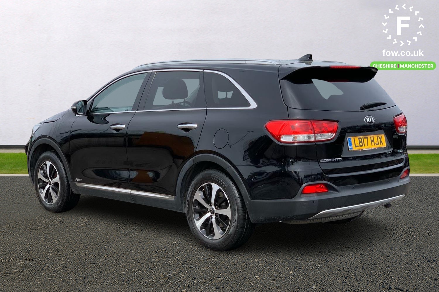 Used Kia Sorento 2017 for sale - 76755439: Photo 2