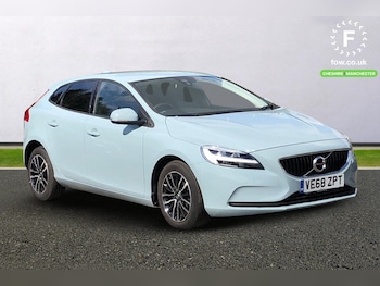 2019 - D2 [120] Momentum Nav Plus 5dr Geartronic