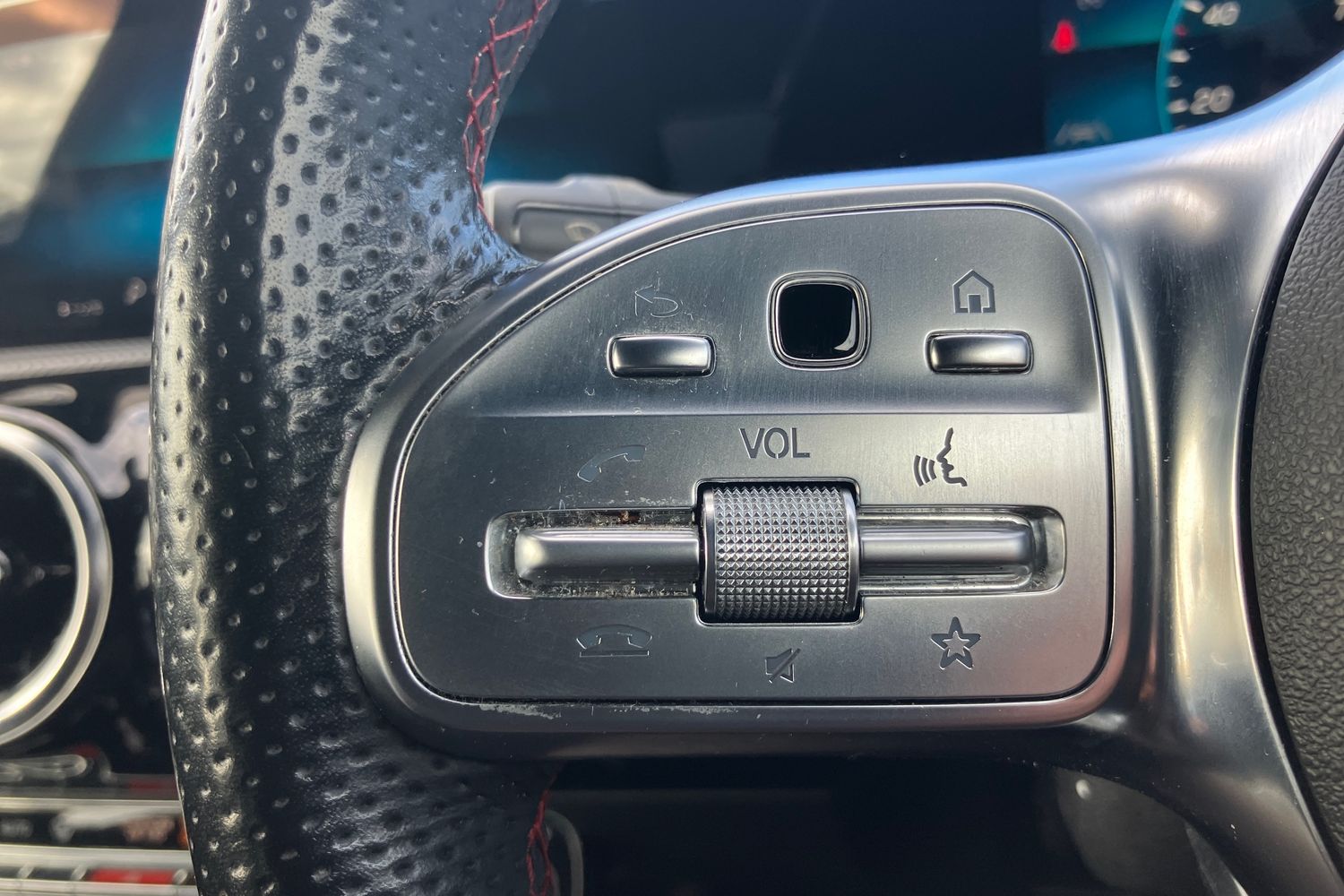 Used Mercedes-Benz A-Class 2018 for sale - 76416796: Photo 11