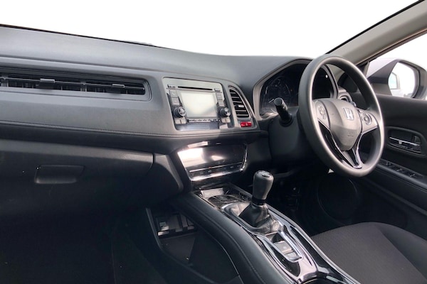 Used Honda HR-V 2016 for sale - 75626231: Photo 4